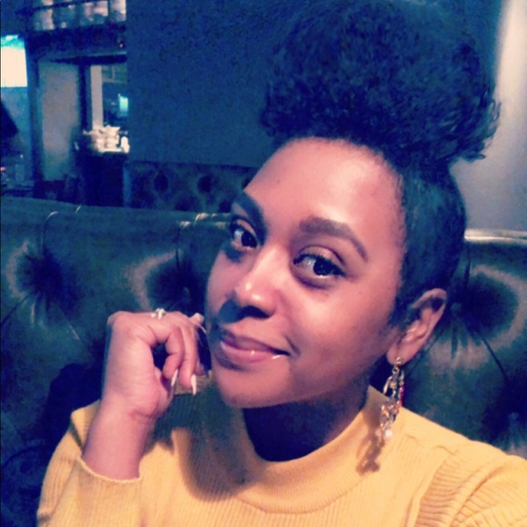 Meet your Posher, Bianca💋 - Picture 2 of 4